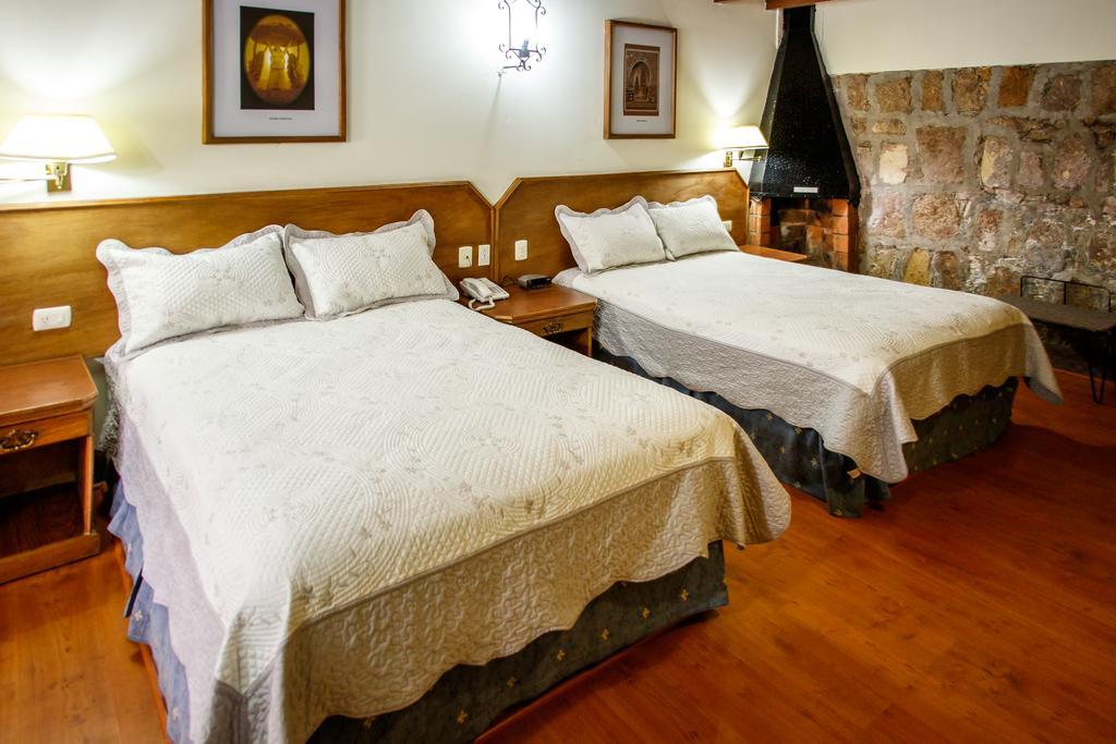Habitación Doble - 2 camas dobles