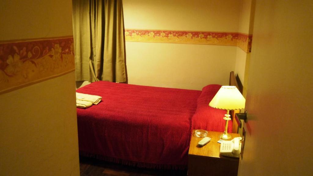Single Room,42412540:JPEG