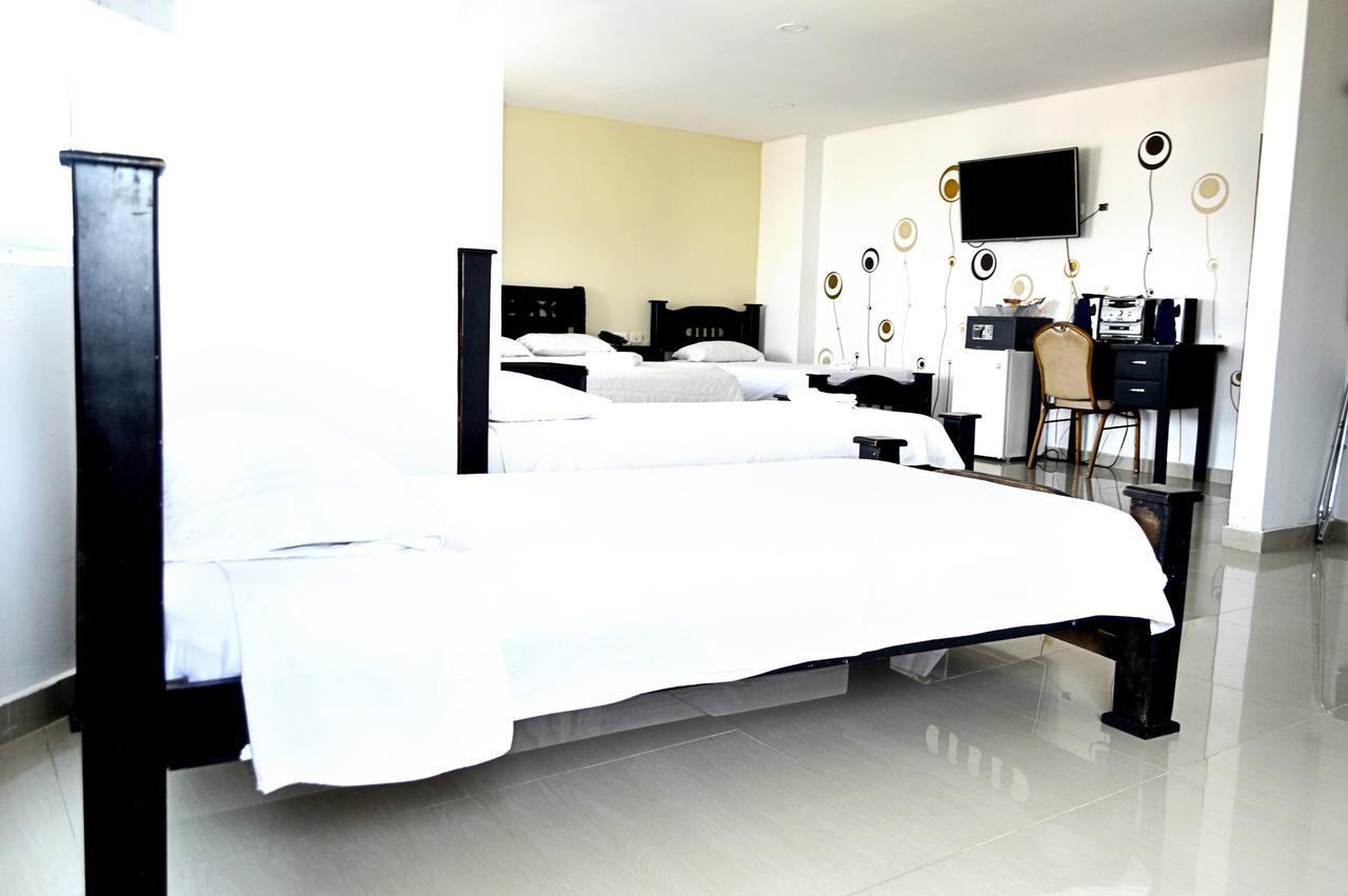 Habitación Familiar con baño privado