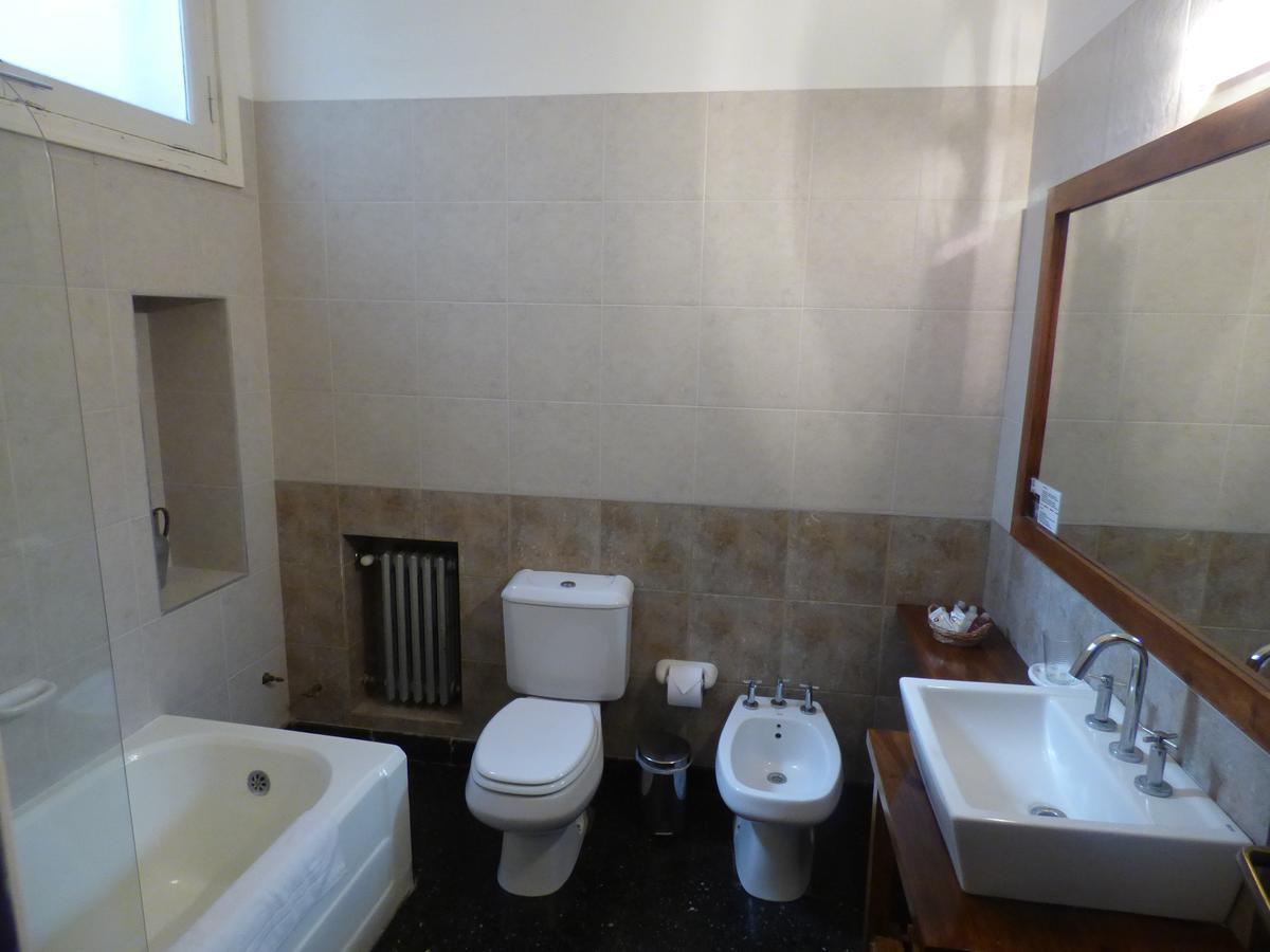 Double Room,647085957:JPEG