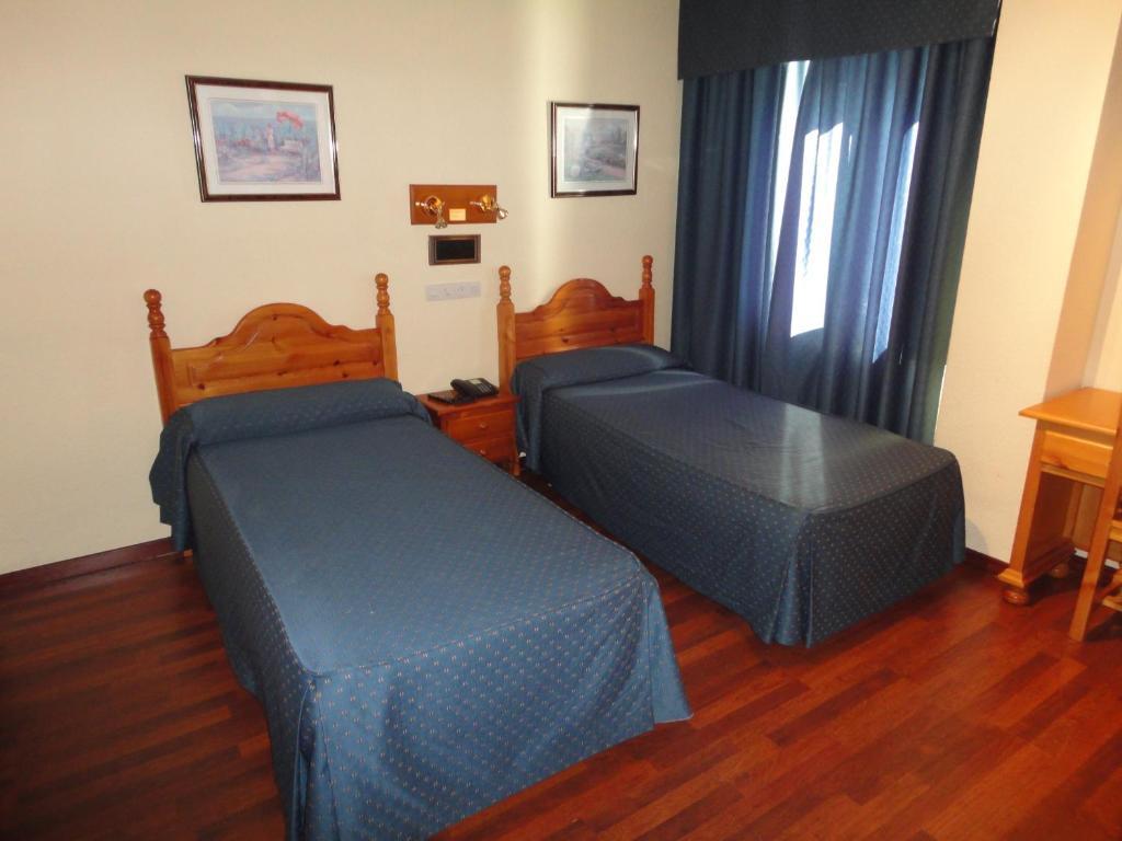 Habitación Doble con cama supletoria