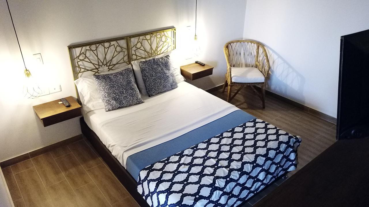 Estudio con sofá cama
