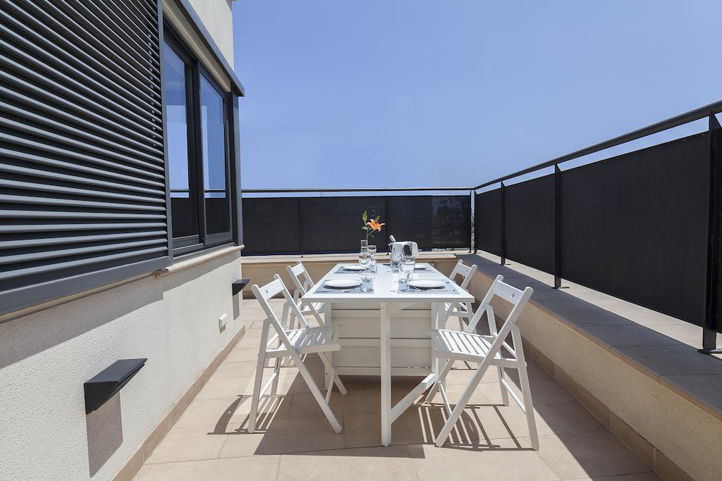Two-Bedroom Apartment Terrace,67139848:JPEG