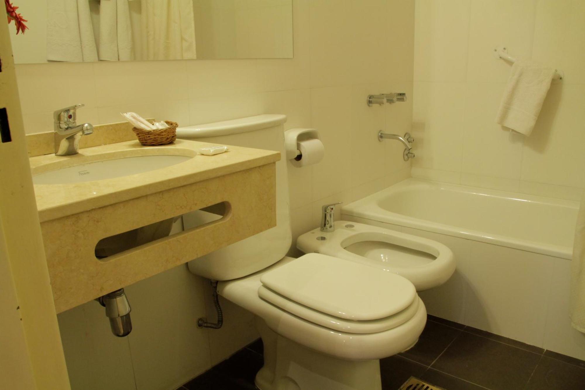 Standard Twin Room,848830379:JPEG