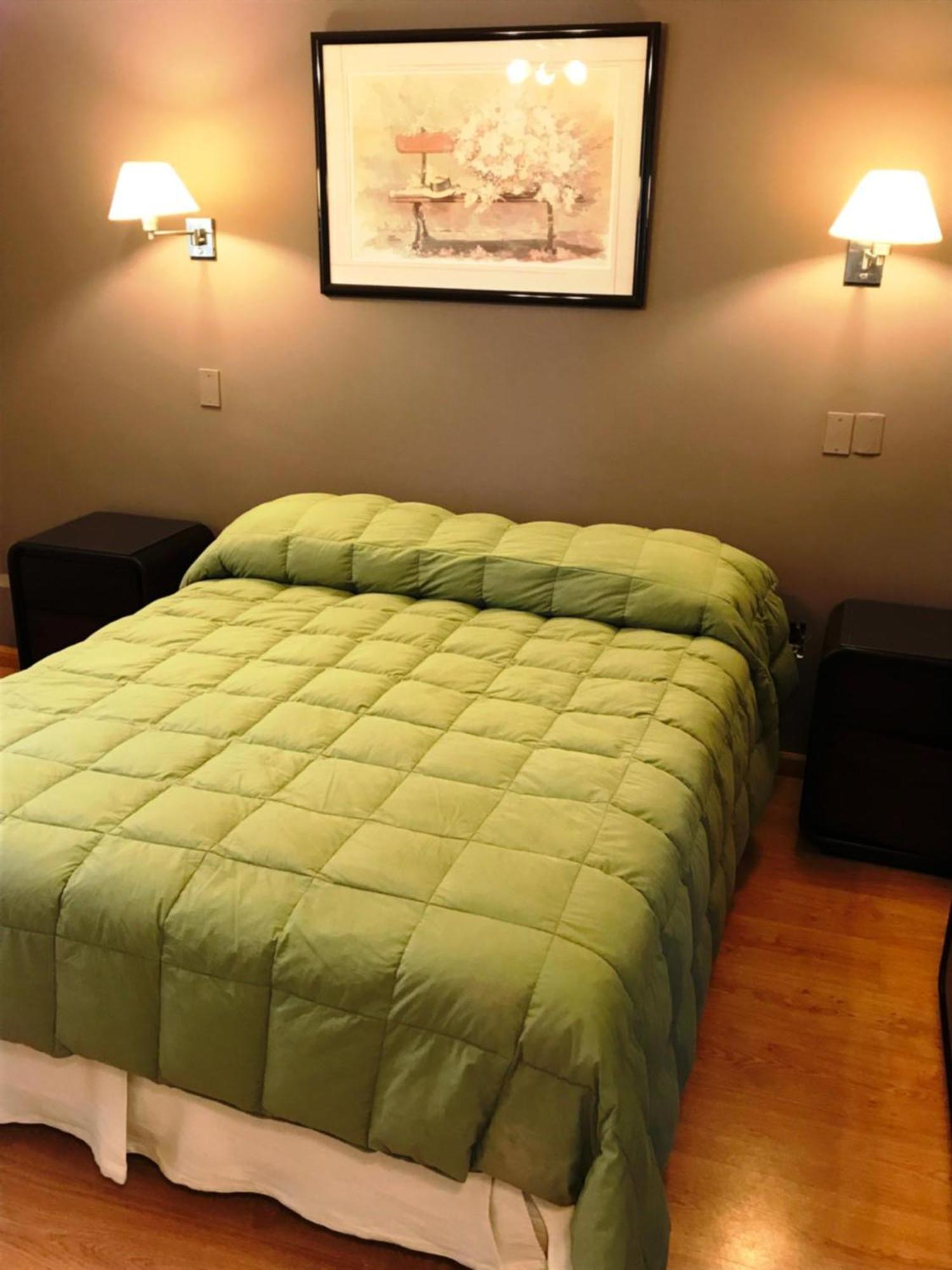 Standard Double Room,1212560530:JPEG