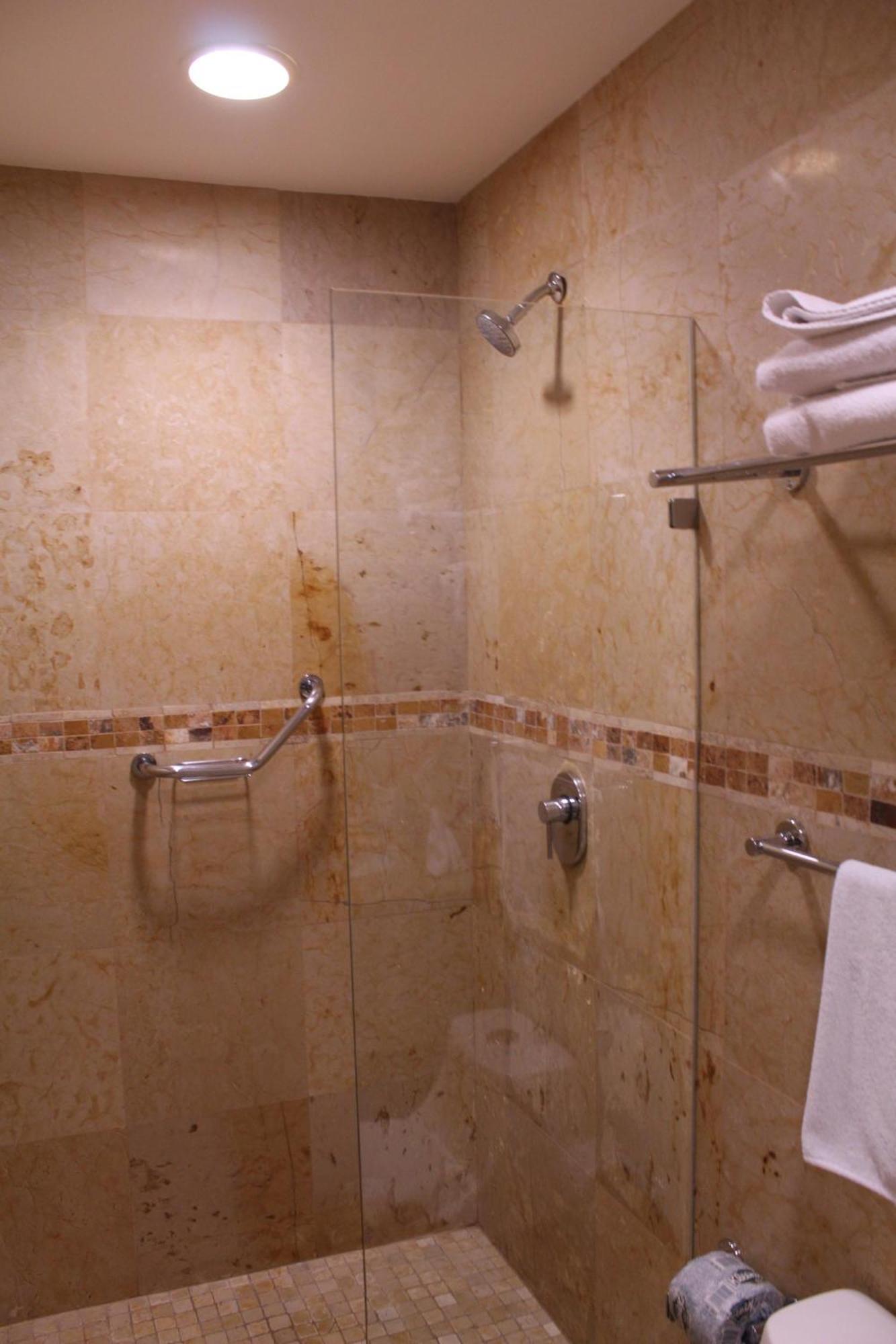 Habitación Estándar - 1 cama grande