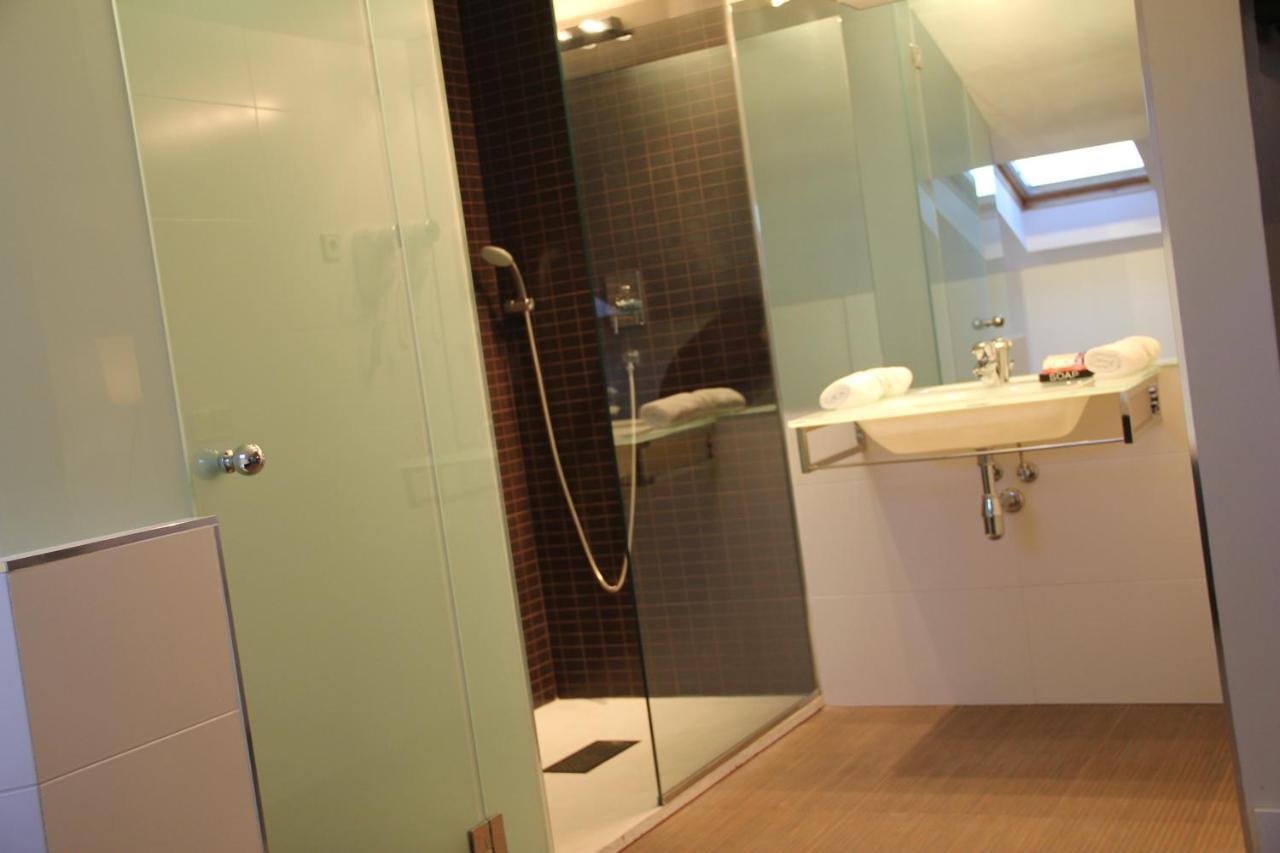 Deluxe Suite Spa Bath,735791029:JPEG