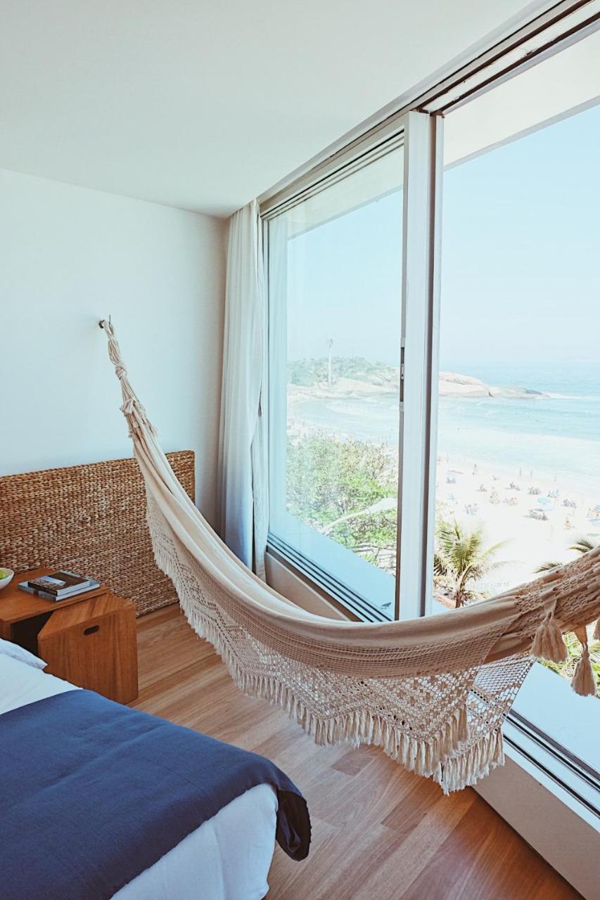 Habitación grande con vistas al mar