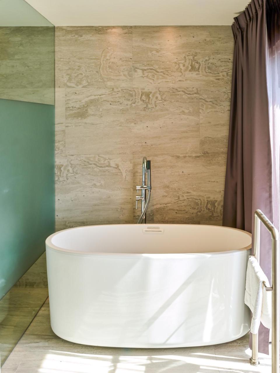 Suite Junior con cama extragrande