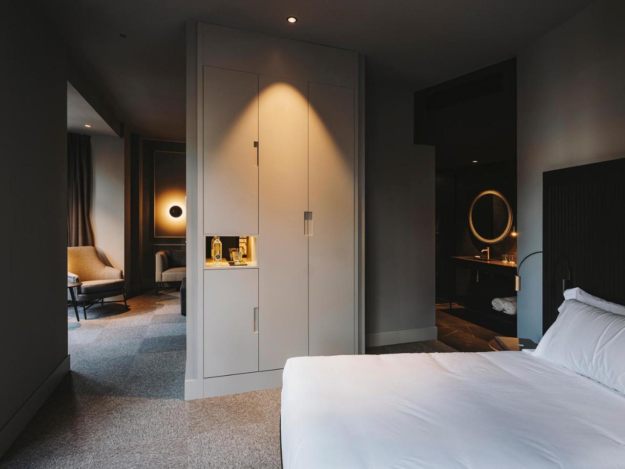 Junior Suite,1558437742:JPEG