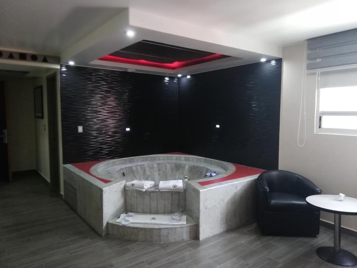 Suite Deluxe con bañera de hidromasaje