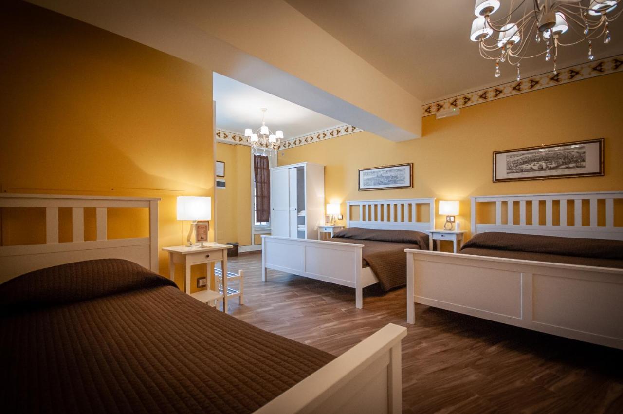 Habitación Familiar con baño privado - Edificio independiente
