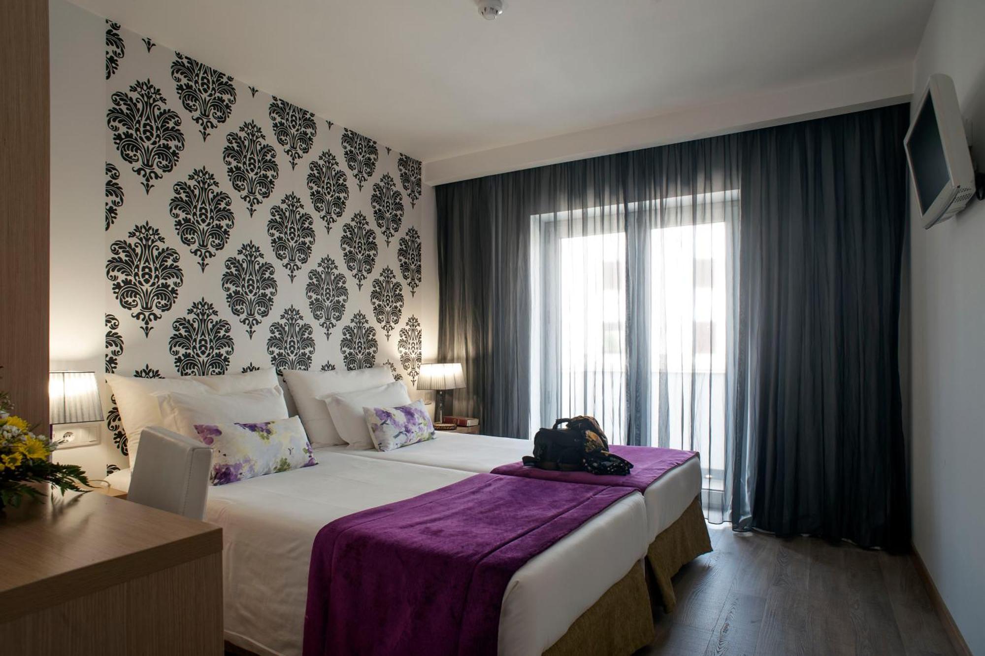 Single Room,1274323333:JPEG