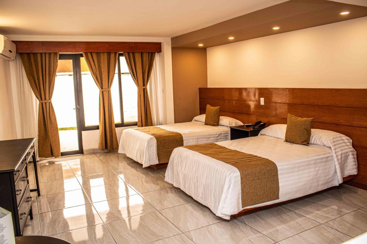 Habitación Doble con vistas al jardín
