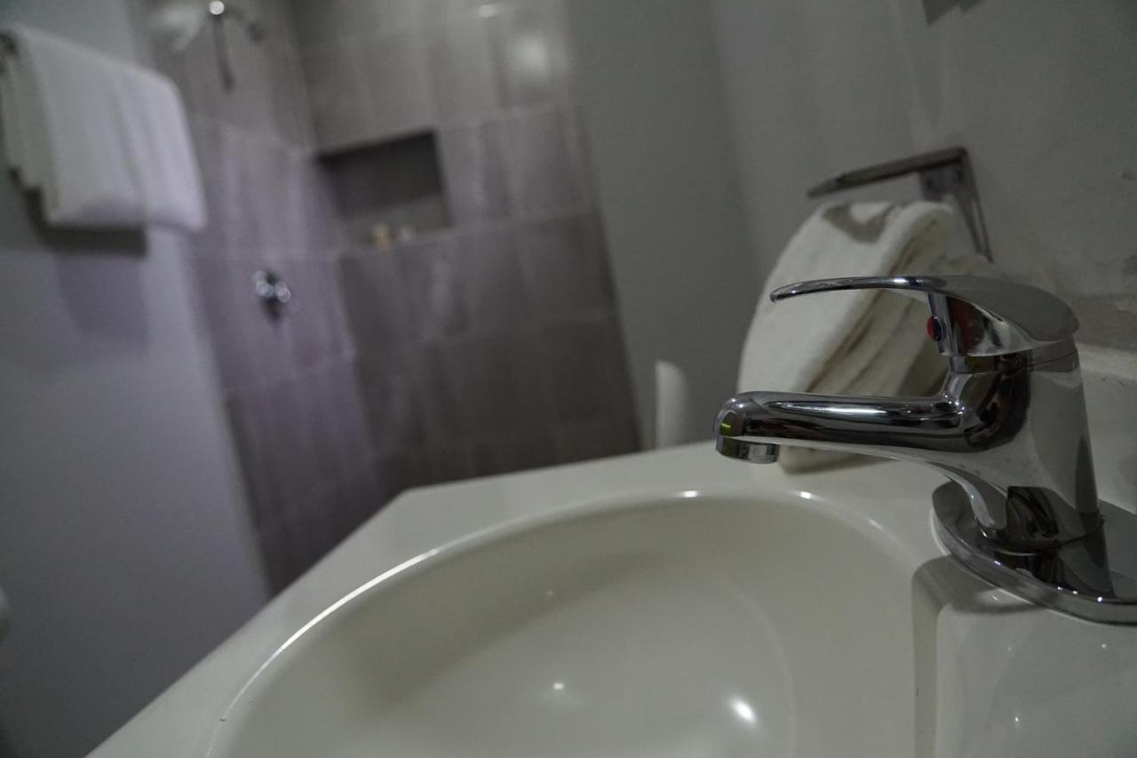 Twin Room,975626875:JPEG