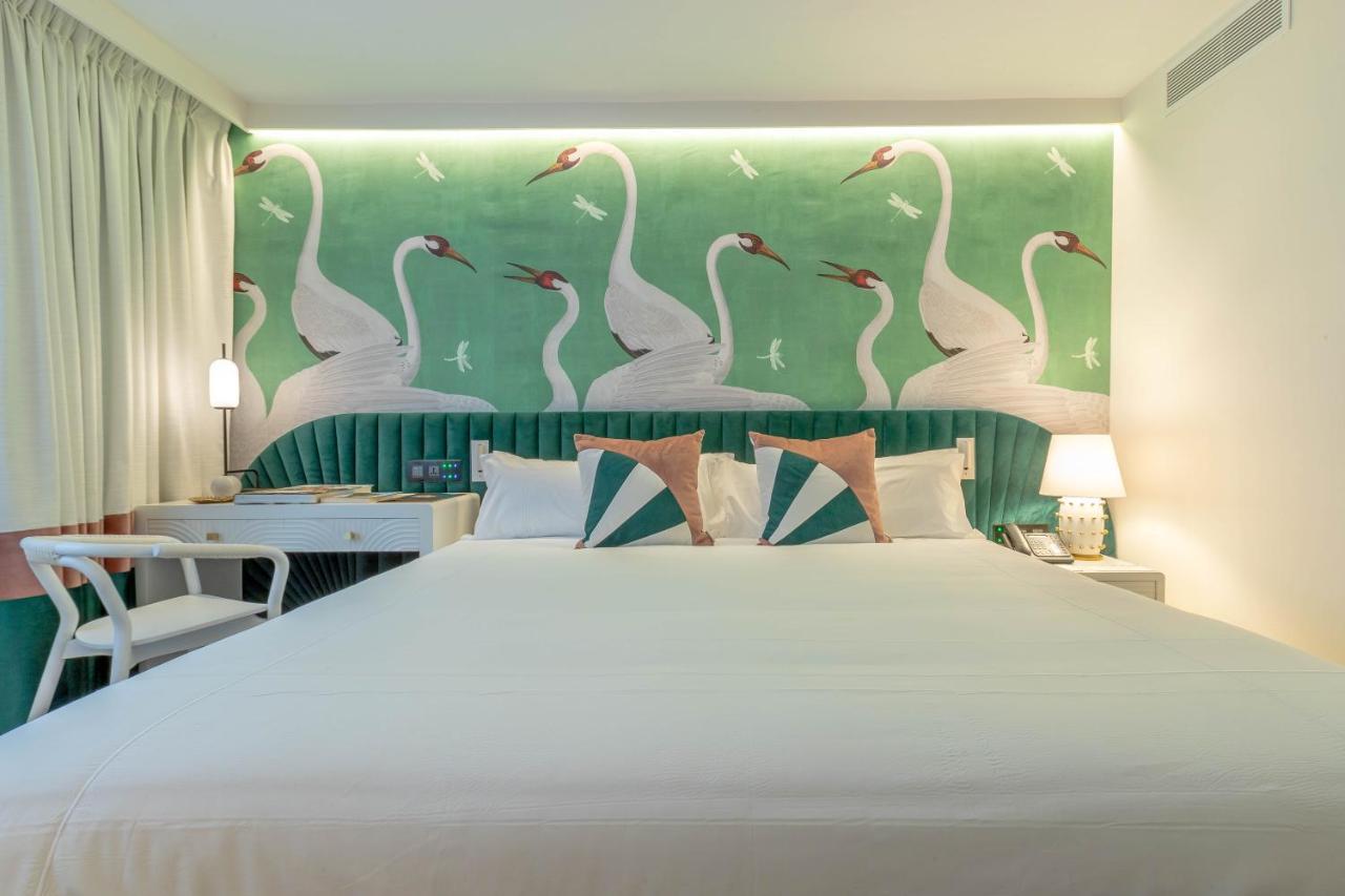 Superior Deluxe Room,999804813:JPEG