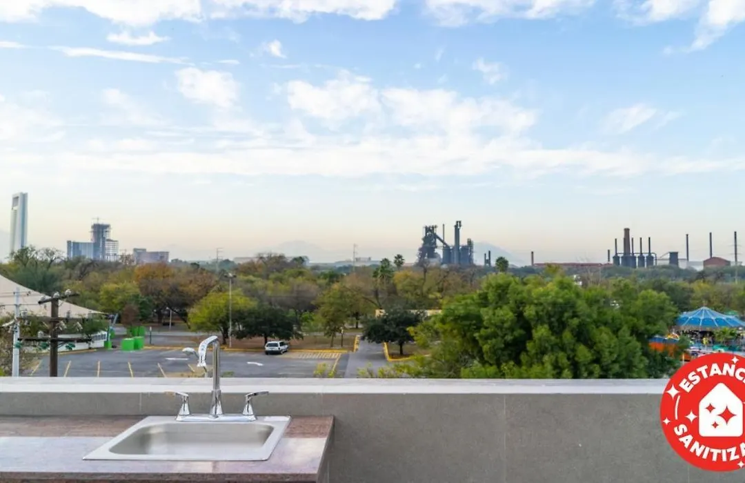 Econosuites Fundidora-1