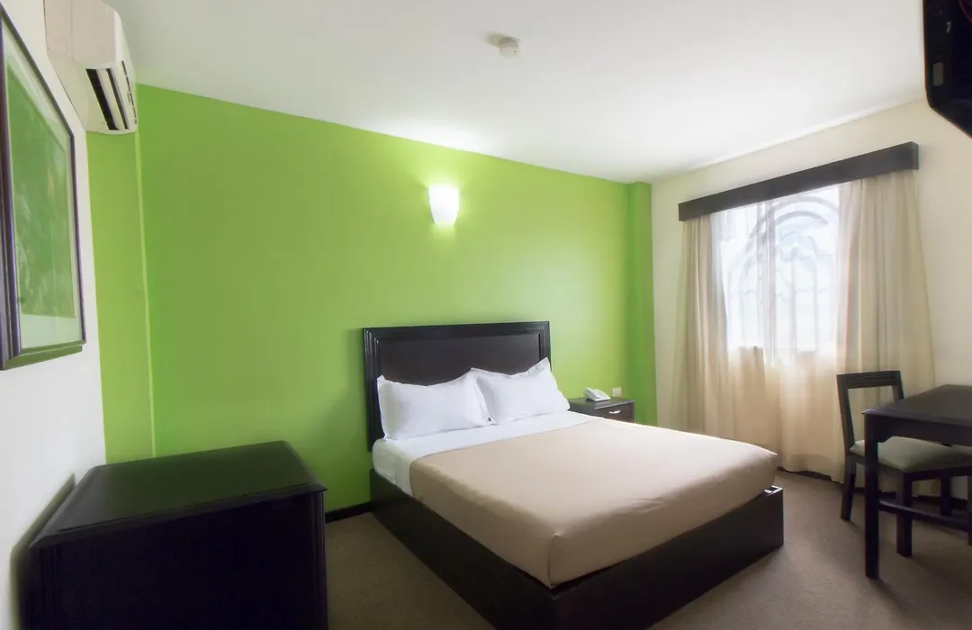 CHN Hotel Monterrey Santa Fe-1