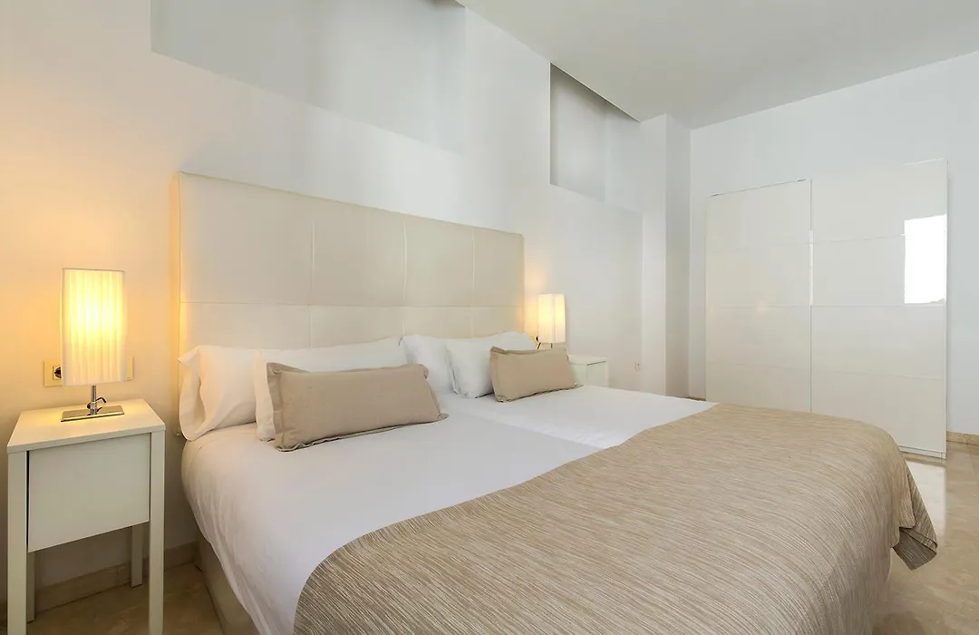 tuGuest Elvira Suites-1