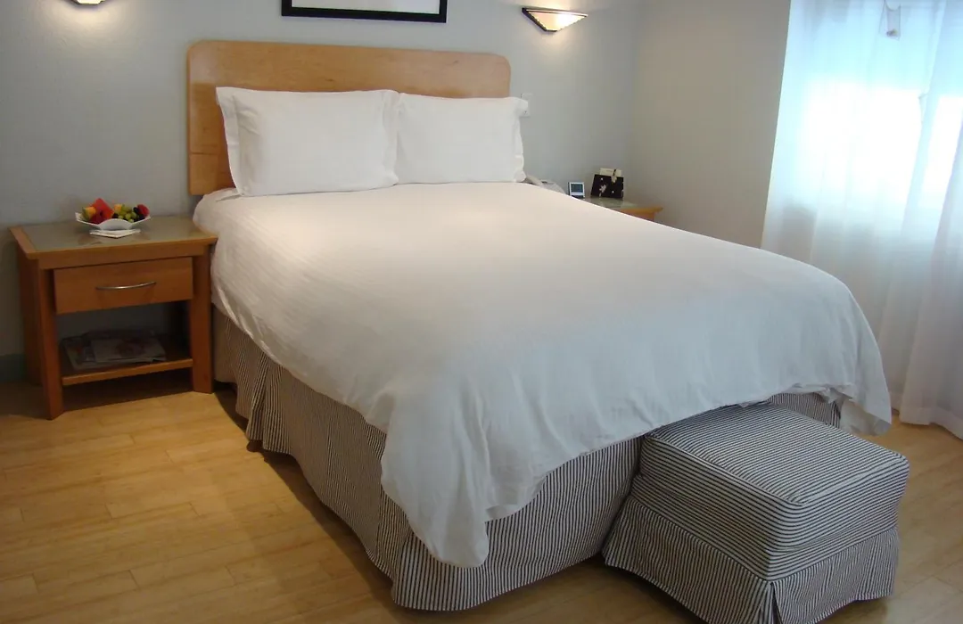 Cadet Hotel-1