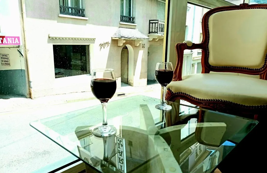 Hotel Jeanne D'Arc-1