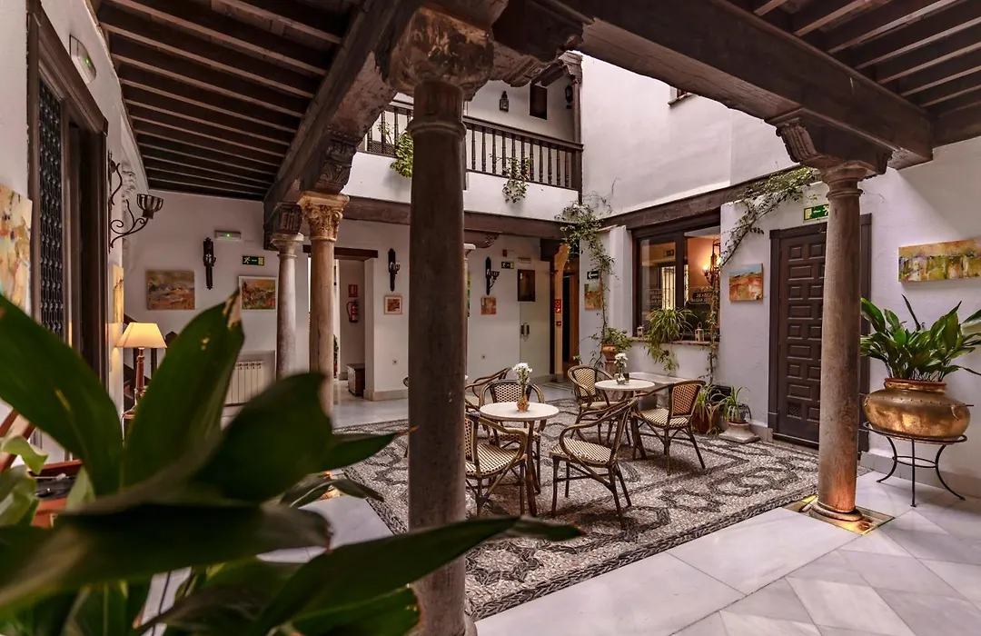 Casa del Capitel Nazarí-1