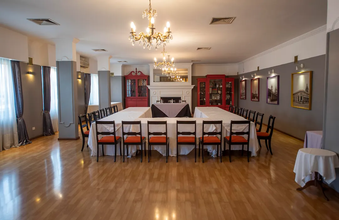 Hotel Cecilia-1