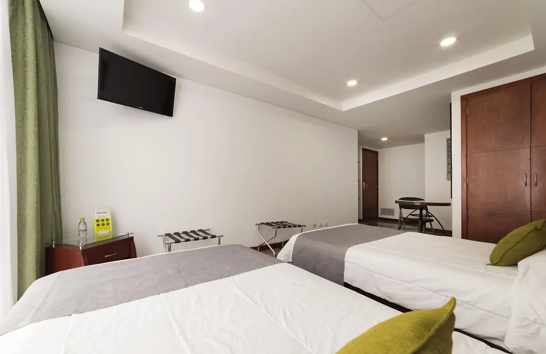 Yvm Hotel Kafir-1