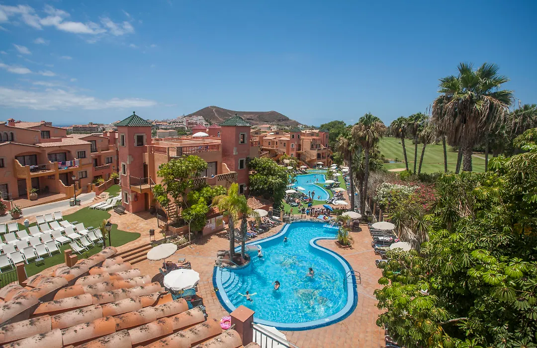 Villa Mandi Golf Resort-1