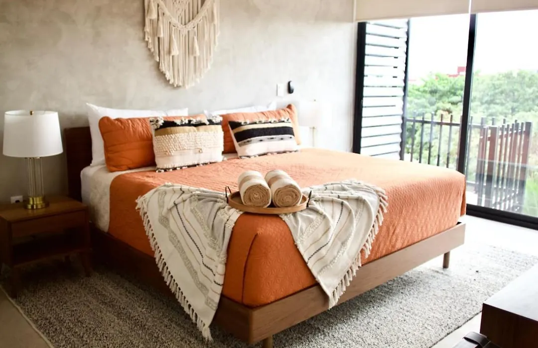 Urban Towers - Brand New Contemporary Apartment In Downtown-1