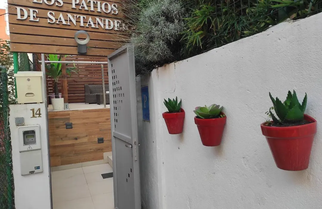 Pensión Los Patios de Santander-1