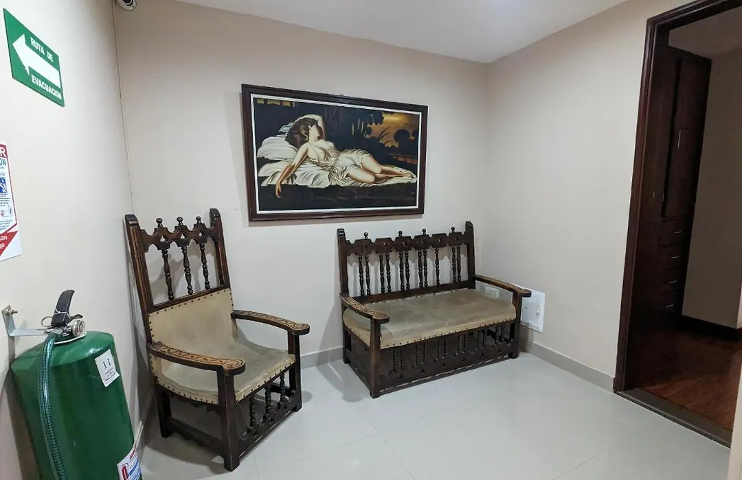 Hotel La Sabana-1