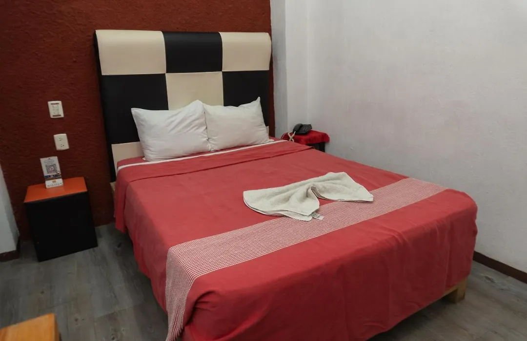 Hotel Makarios-1