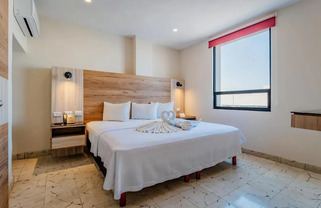 Hotel Central Merida By Kavia-1