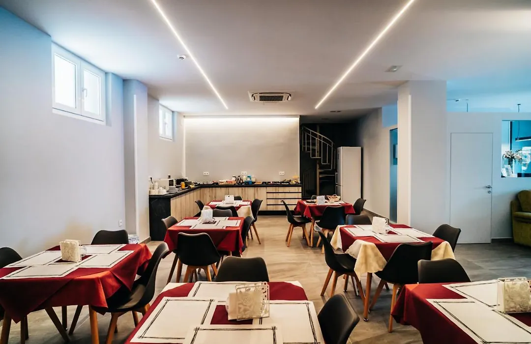 Arevalos Hotel-1