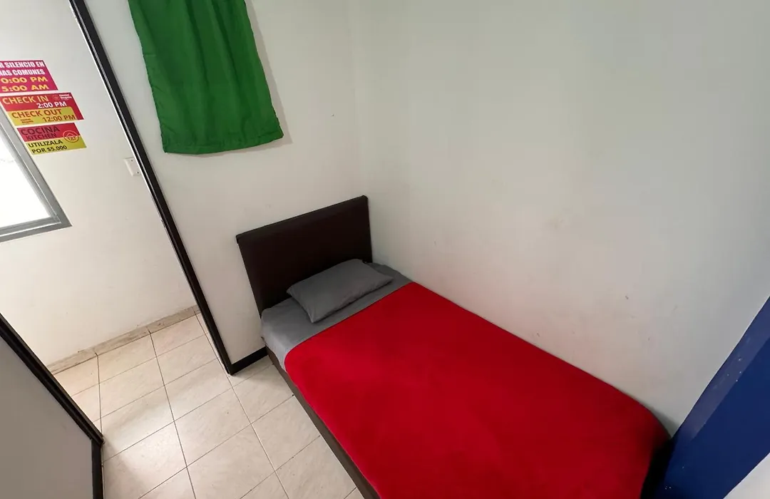 Hostel Bogotá Normandia Tu sitio-1