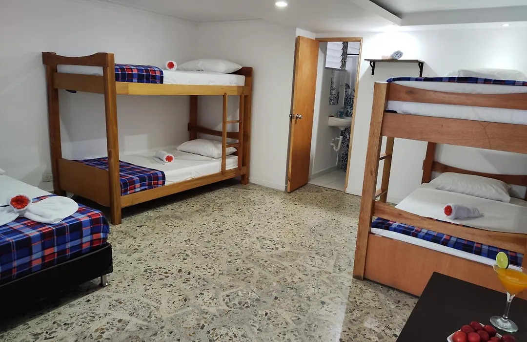 Absolute Hotel & Hostel Boutique-1