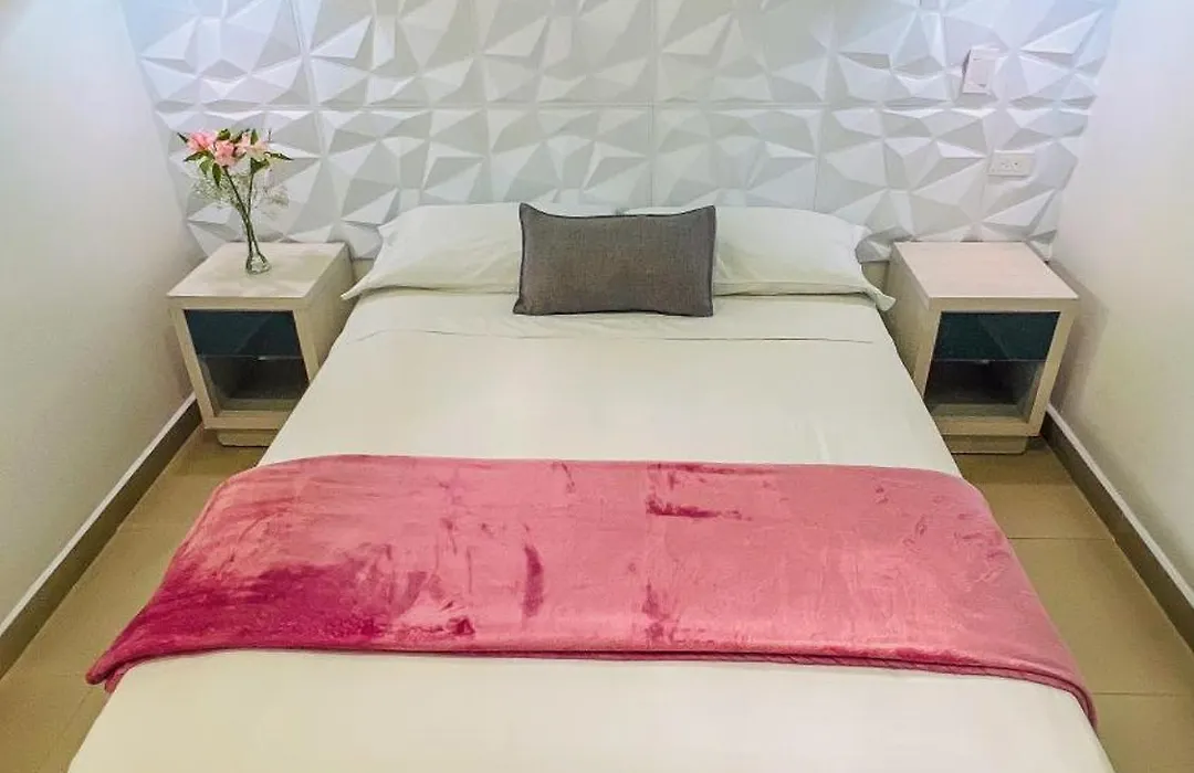 Kromatic Hostel-1