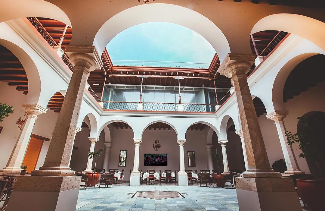 Hotel Parador de Alcalá-1