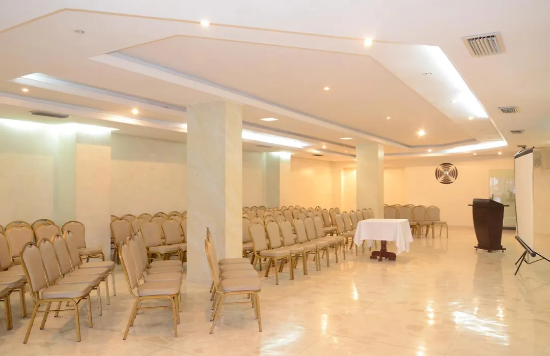 Hotel Intersuites-1