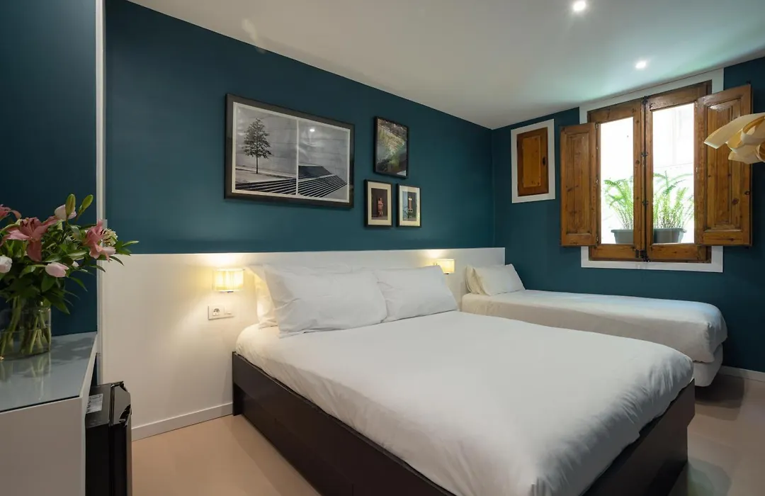 Hostal Sol y K-1