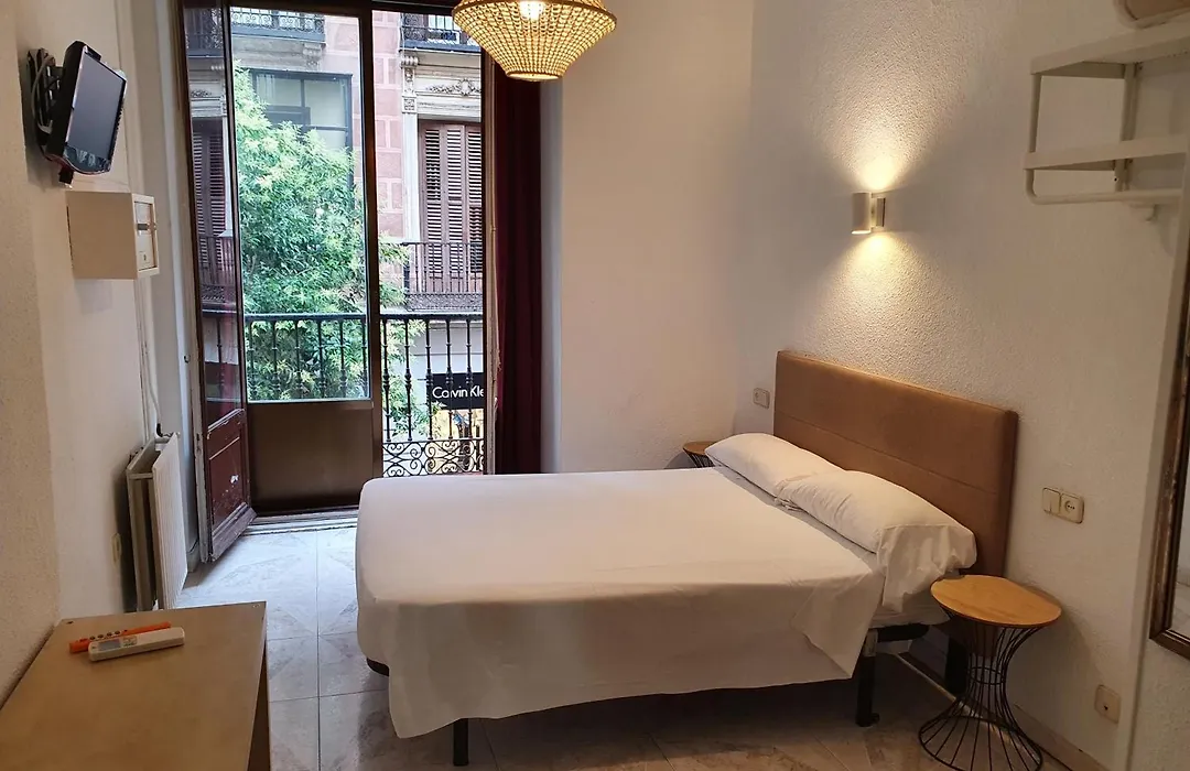 Hostal Kryse&Breogan -Madrid centro Gran Vía--1