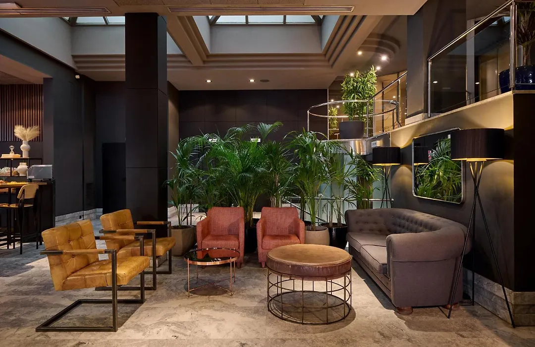 Hotel Malcom And Barret-1