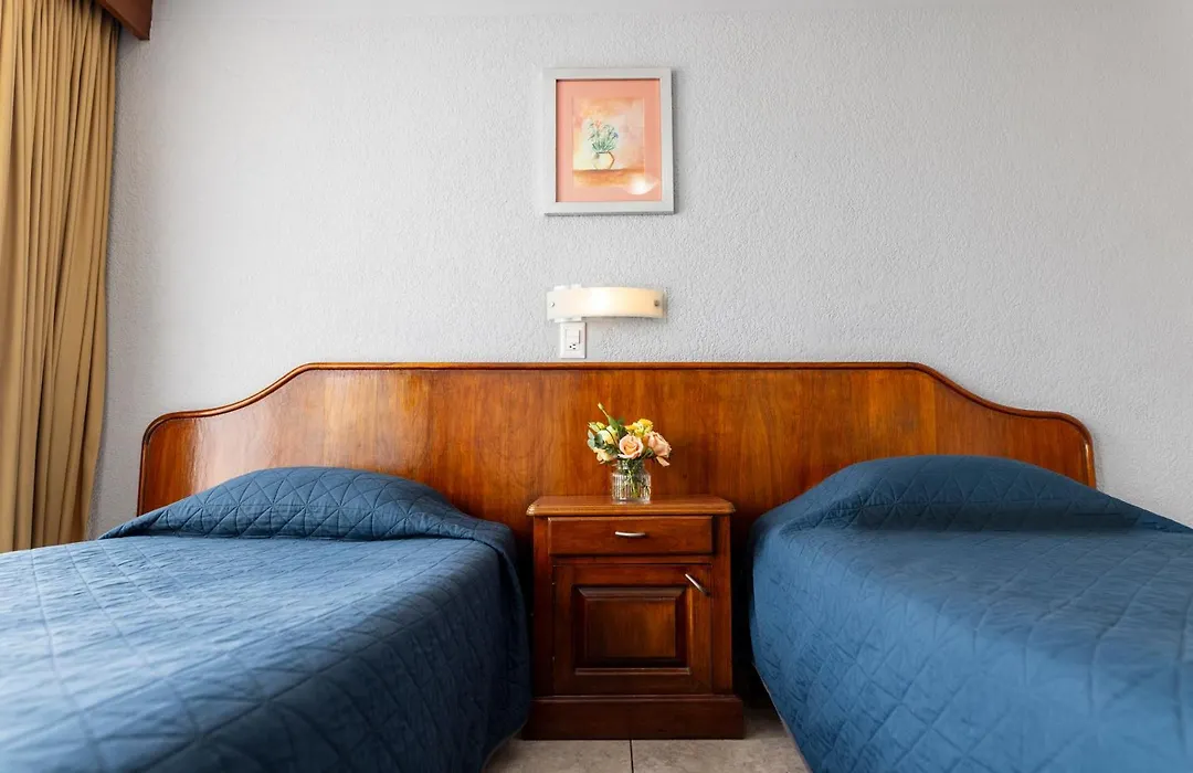 Hotel Qualitel Plus-1