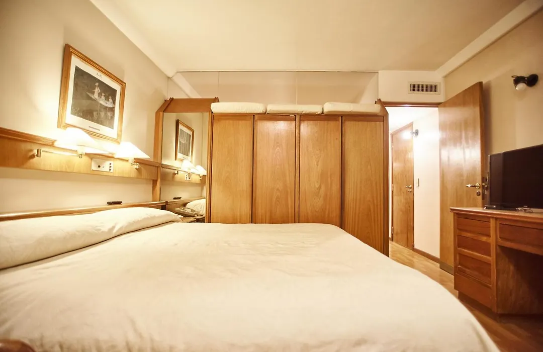 Primacy Hotel-1