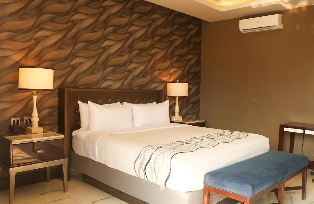Hotel Grand One Plaza-1