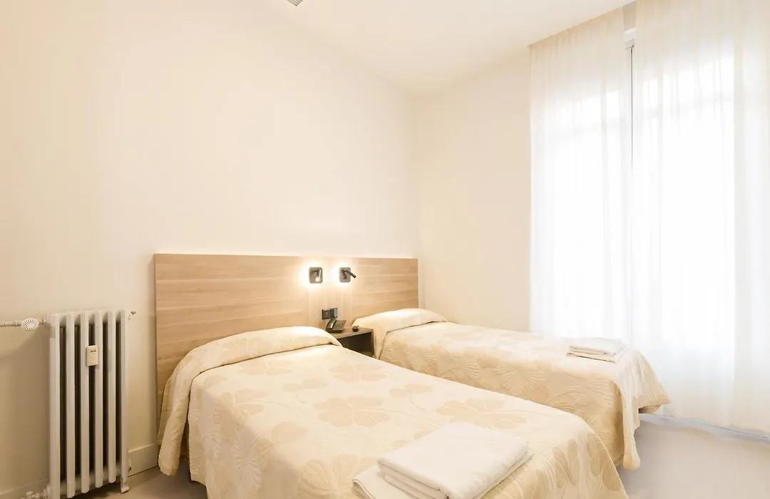 Hostal Excelsior-1
