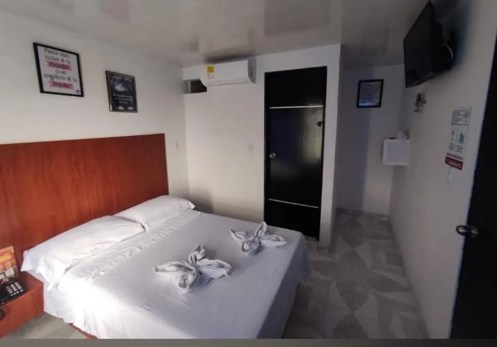 Hotel Diamante-1