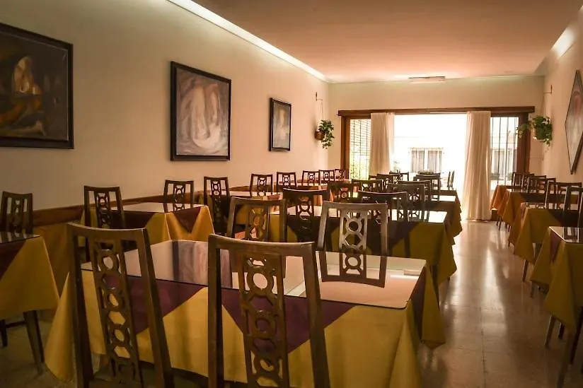 Hotel Nuevo Embajador-1