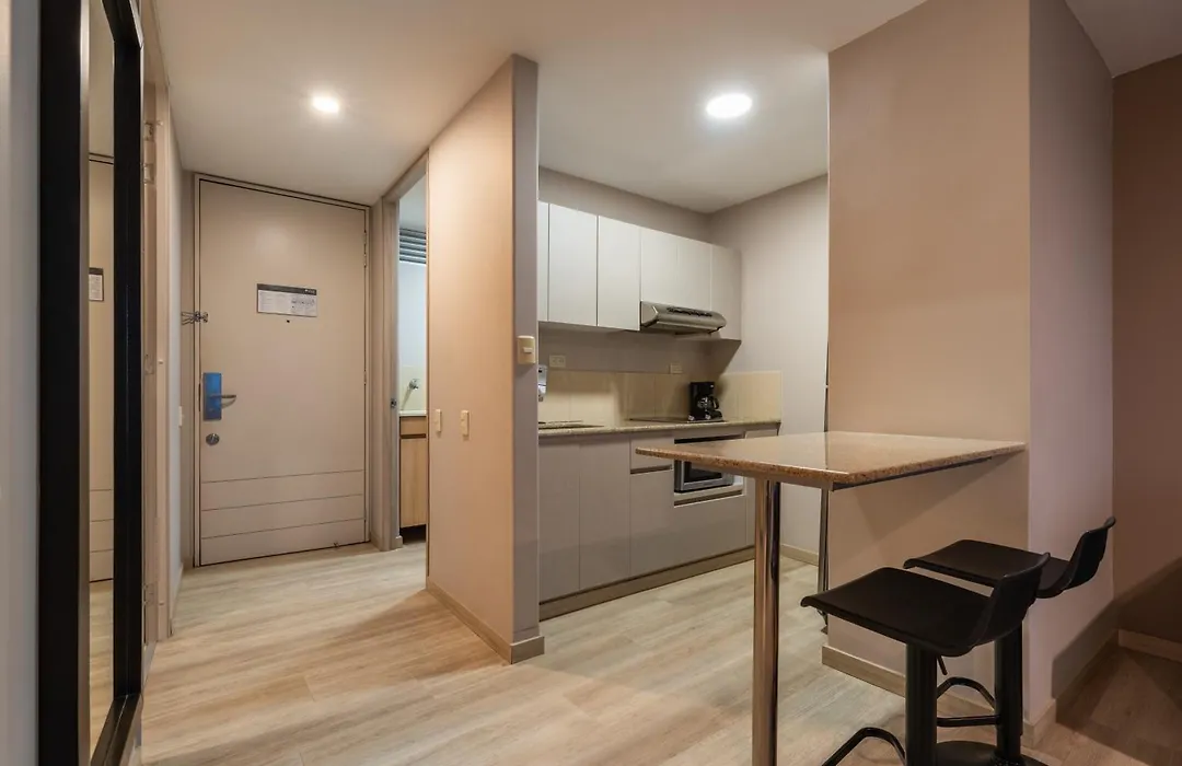 Estelar Apartamentos Medellin-1